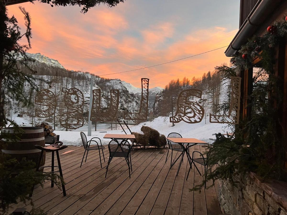 Hotel La Luge Valtournenche Esterno foto